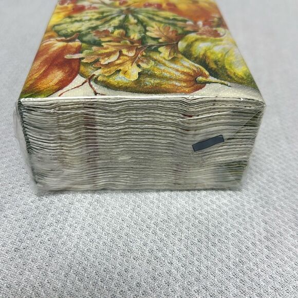 Celebrate THE HOME 32 Guest Paper Towel Napkins Fall Harvest Pumpkin Print - Picture 5 of 7